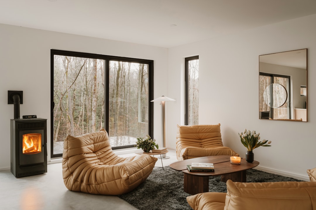 Furniture & Accessories