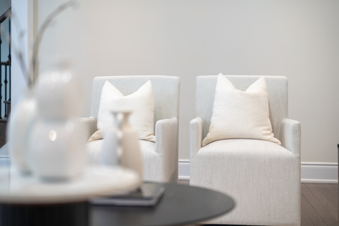 Furniture & Accessories