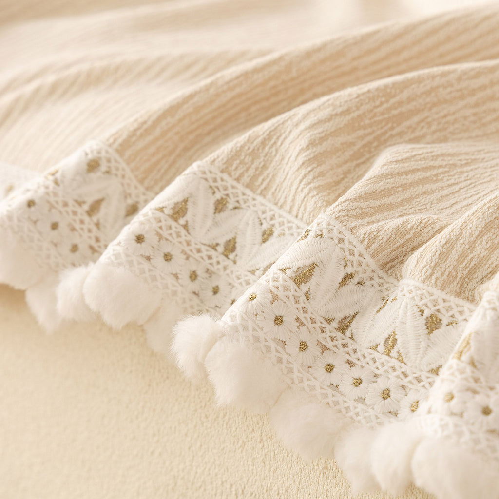 Sofa Cover Throw with Lace Trim & Pom-Pom Fringe, Decorative Couch Cover Blanket