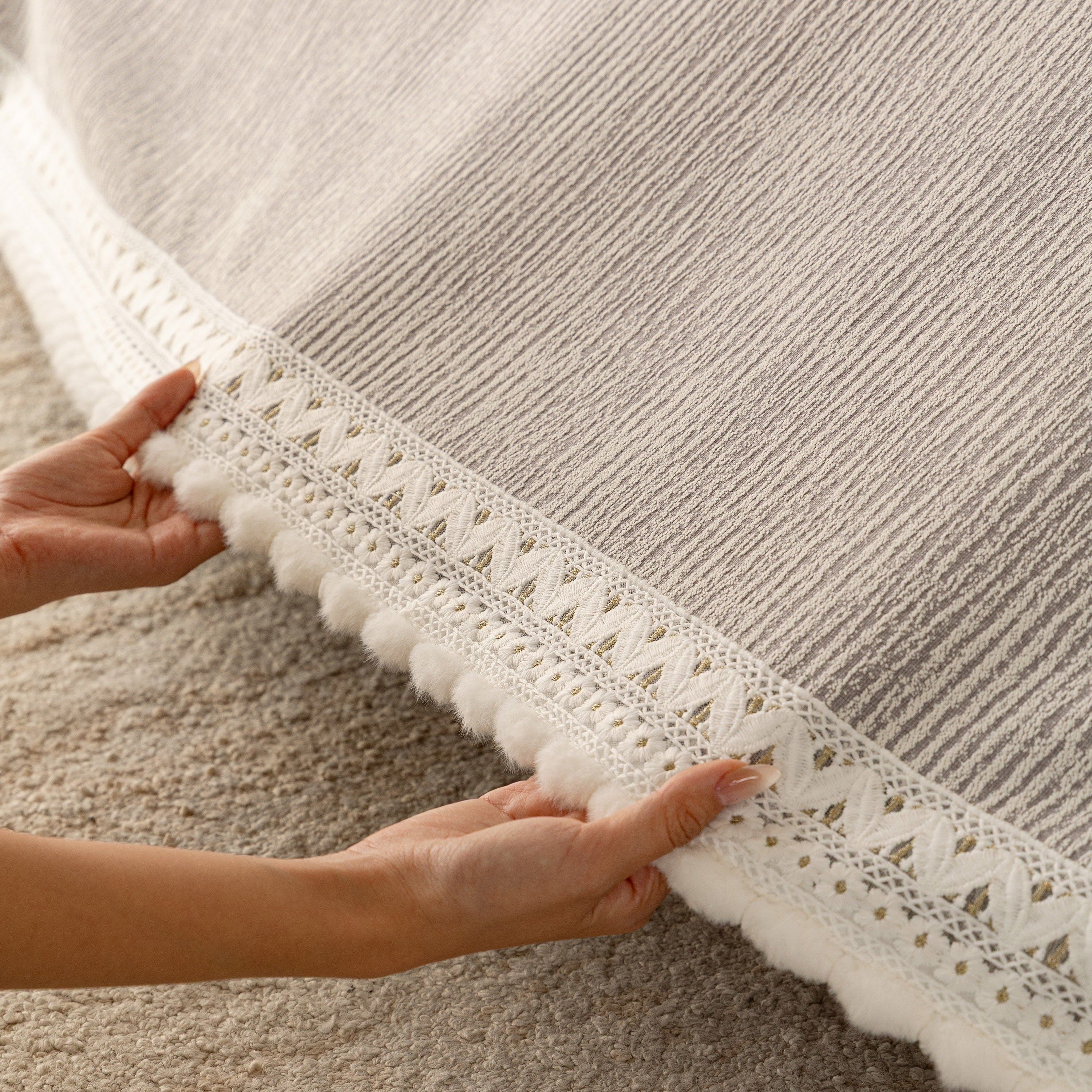 Sofa Cover Throw with Lace Trim & Pom-Pom Fringe, Decorative Couch Cover Blanket