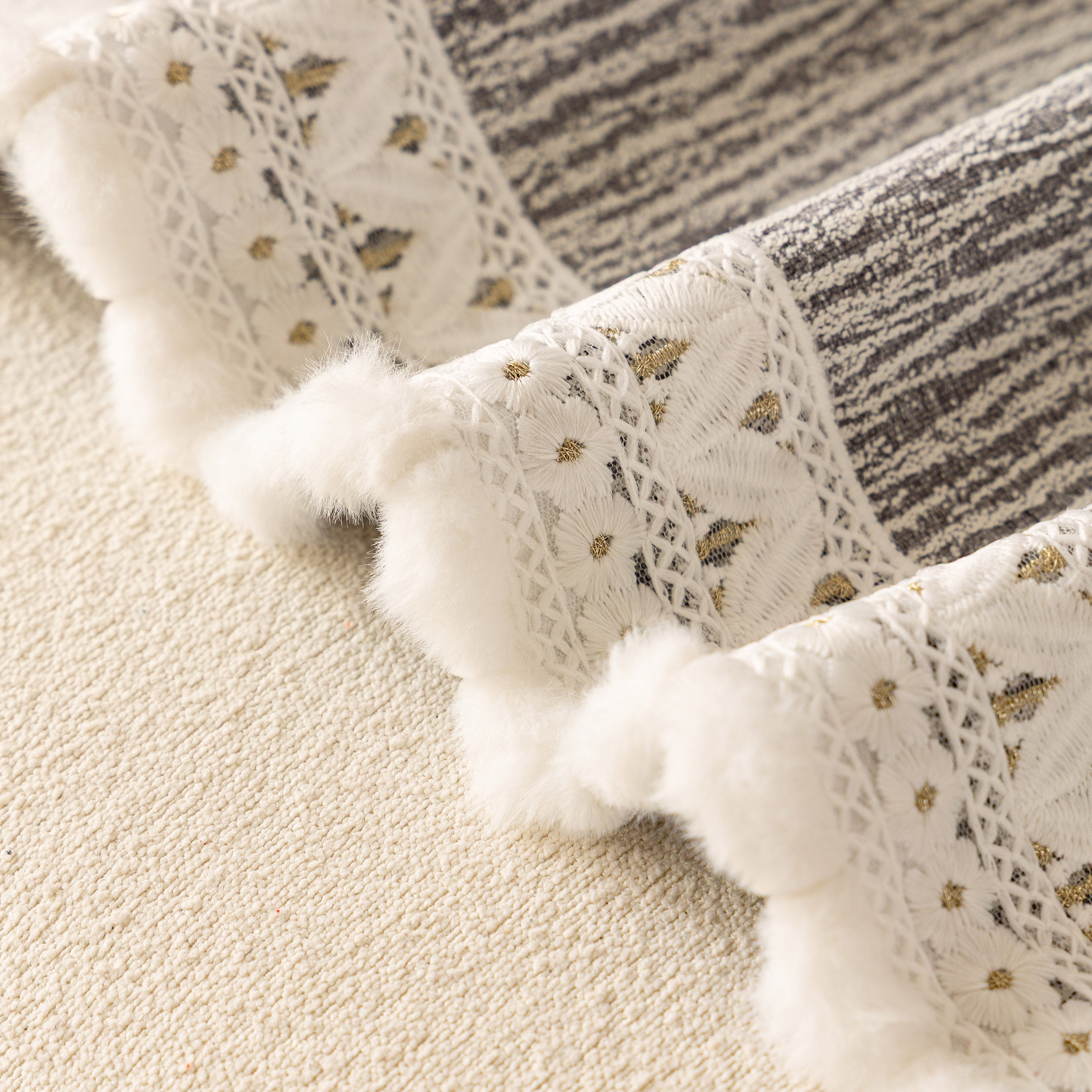 Sofa Cover Throw with Lace Trim & Pom-Pom Fringe, Decorative Couch Cover Blanket
