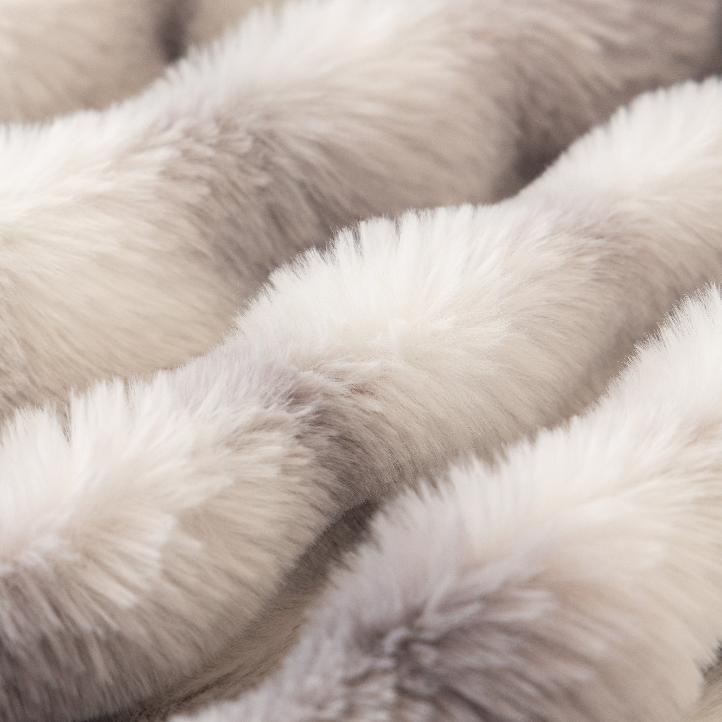 Thick Faux Fur Couch Cover Fluffy Fuzzy Warm Washable Furniture Protector for Kids Pets