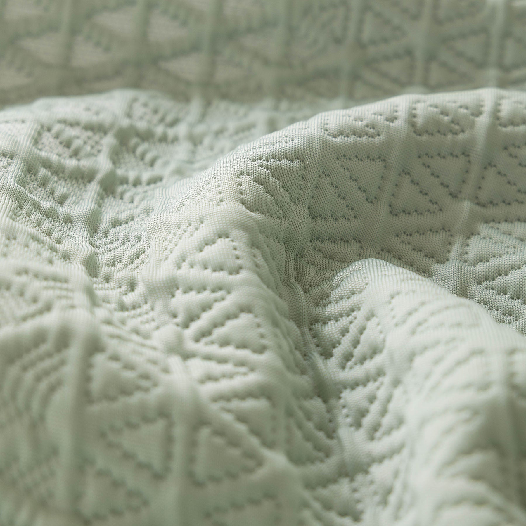 Cooling Ice Silk Sofa Throw Cover, Summer Diamond Textured Furniture Protector Blanket