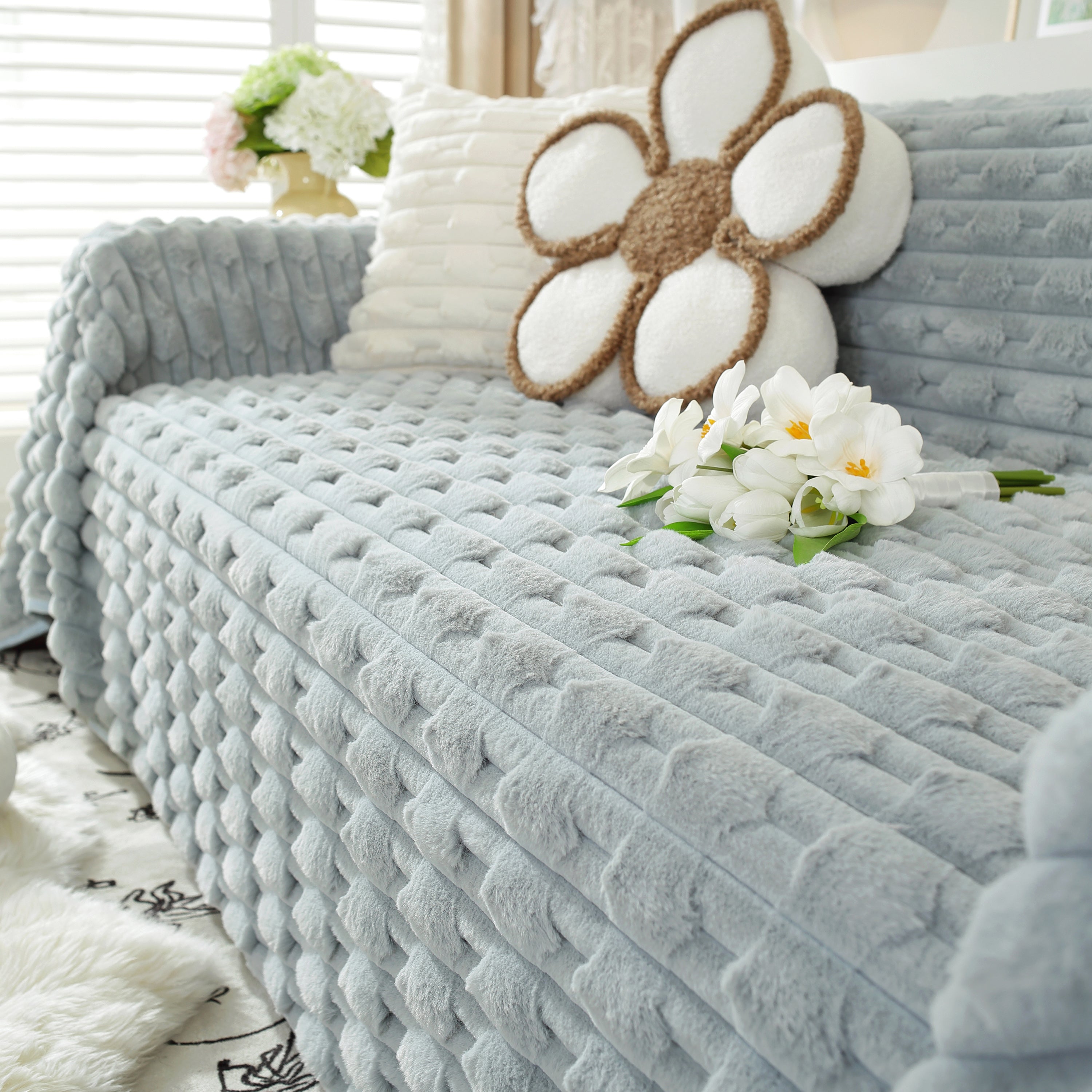 Fluffy Faux Fur Couch Cover Plush Sofa Throw, Warm & Stylish Sofa Protector