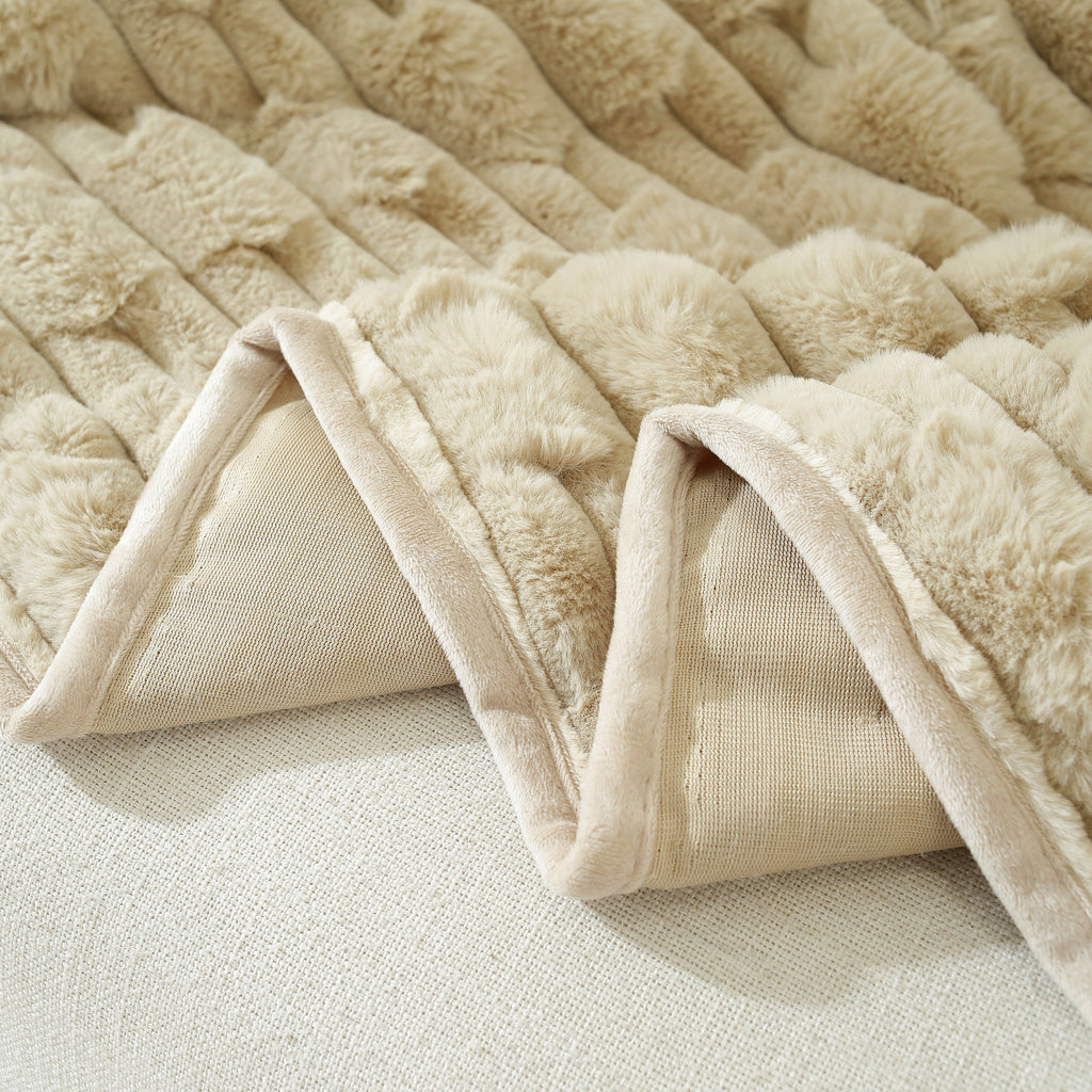 Fluffy Faux Fur Couch Cover Plush Sofa Throw, Warm & Stylish Sofa Protector