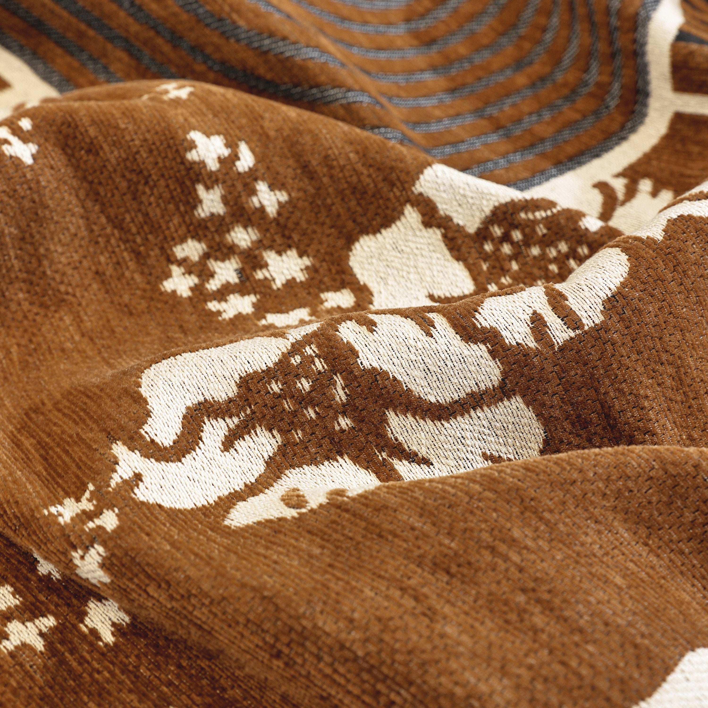 Modern Retro Sofa Throw - Decorative, Washable Chenille Blanket & Couch Protector