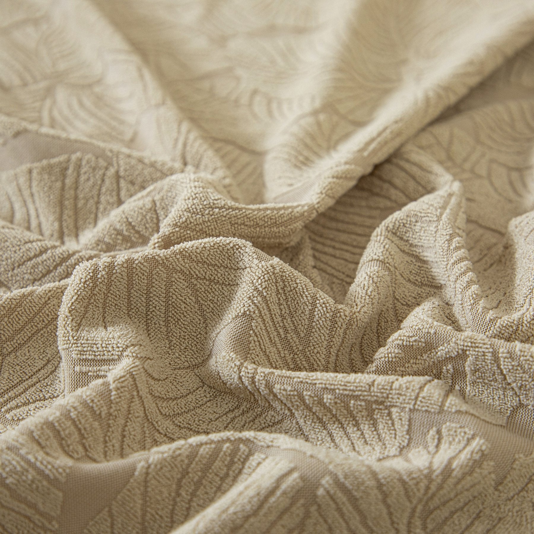3D Jacquard Leaf Pattern Couch Slipcover, High Stretch Washable Textured Sofa Cover