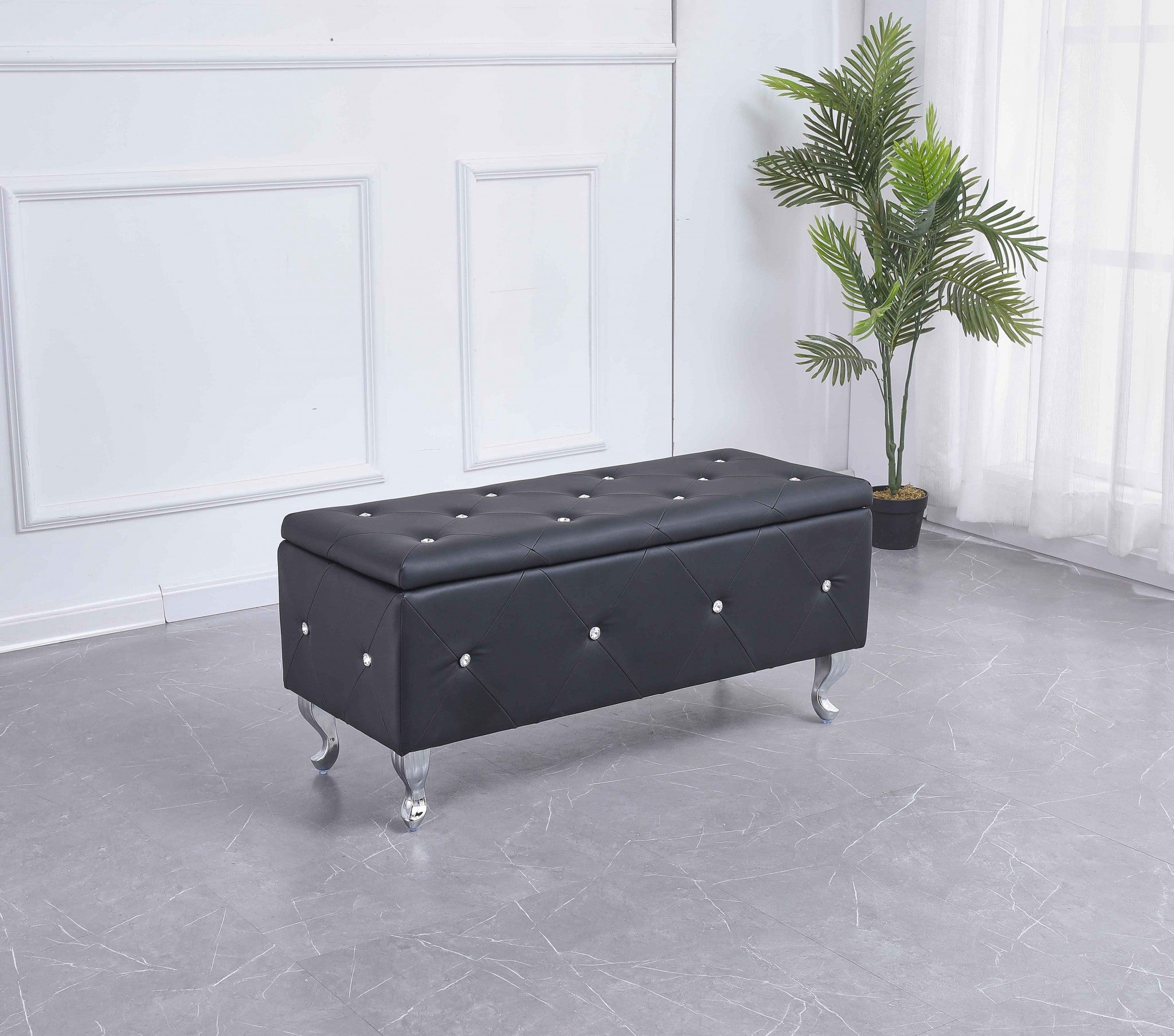 Black Tufted Hard Woodstorage Bench