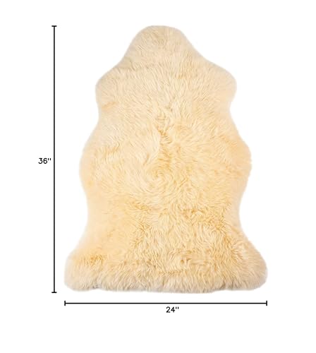 HomeRoots 2' X 3' Cream New Zealand Natural Sheepskin Rug