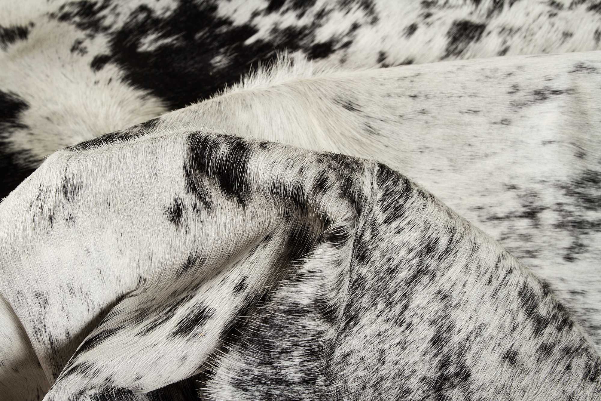 HomeRoots White & Black Cowhide, Microsuede 72' x 84' White and Black, Cowhide - Rug