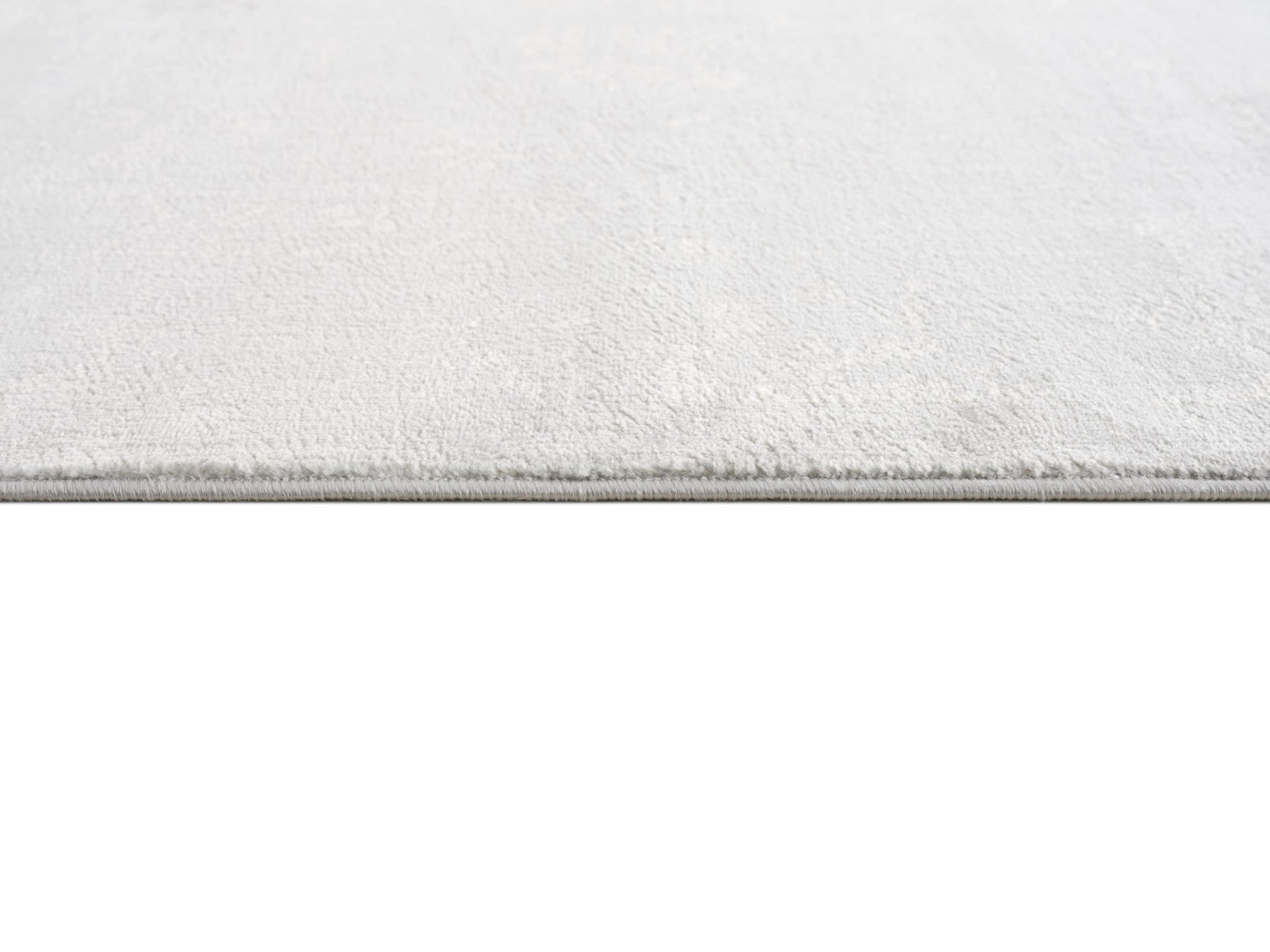 HomeRoots Grey 100% Polypropylene 2’ x 3’ Modern Gray Distressed Scatter Rug
