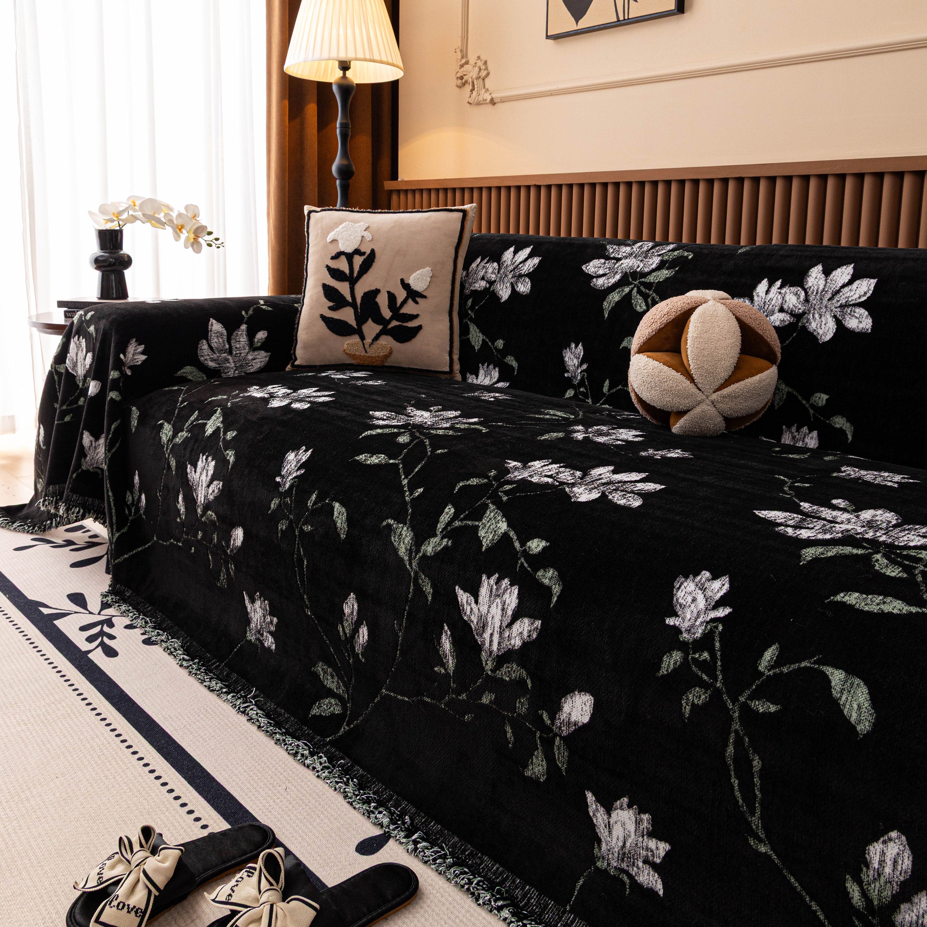 Luxury Thickened Sofa Throw Cover, Decorative Cozy Floral Jacquard Couch Cover Blanket