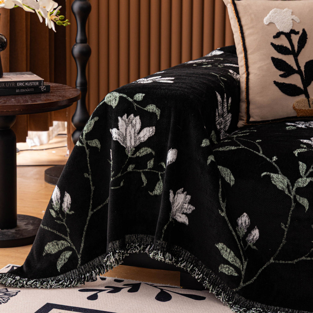 Luxury Thickened Sofa Throw Cover, Decorative Cozy Floral Jacquard Couch Cover Blanket