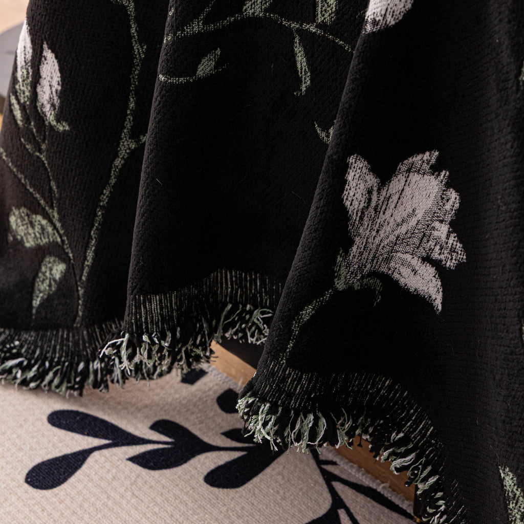 Luxury Thickened Sofa Throw Cover, Decorative Cozy Floral Jacquard Couch Cover Blanket