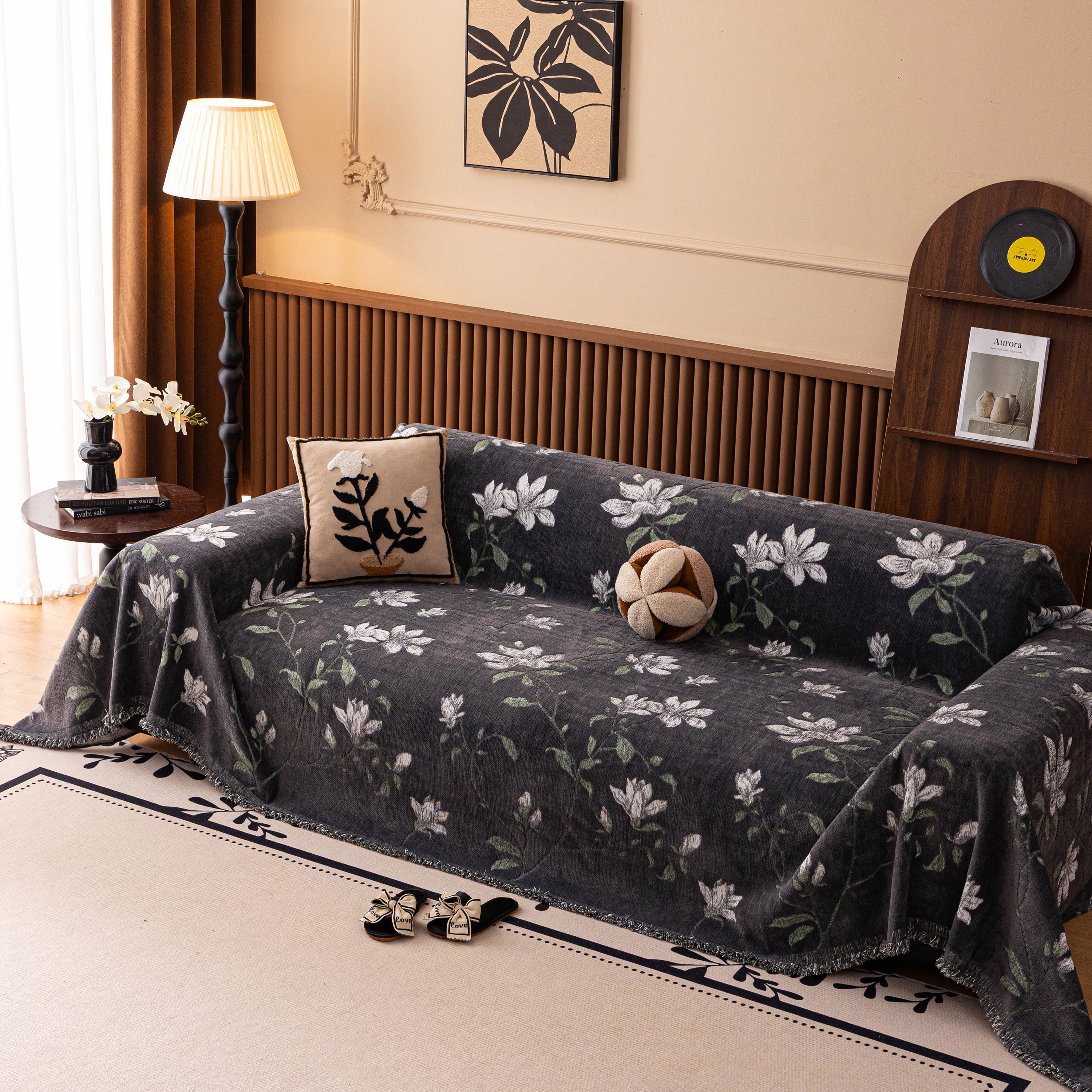 Luxury Thickened Sofa Throw Cover, Decorative Cozy Floral Jacquard Couch Cover Blanket