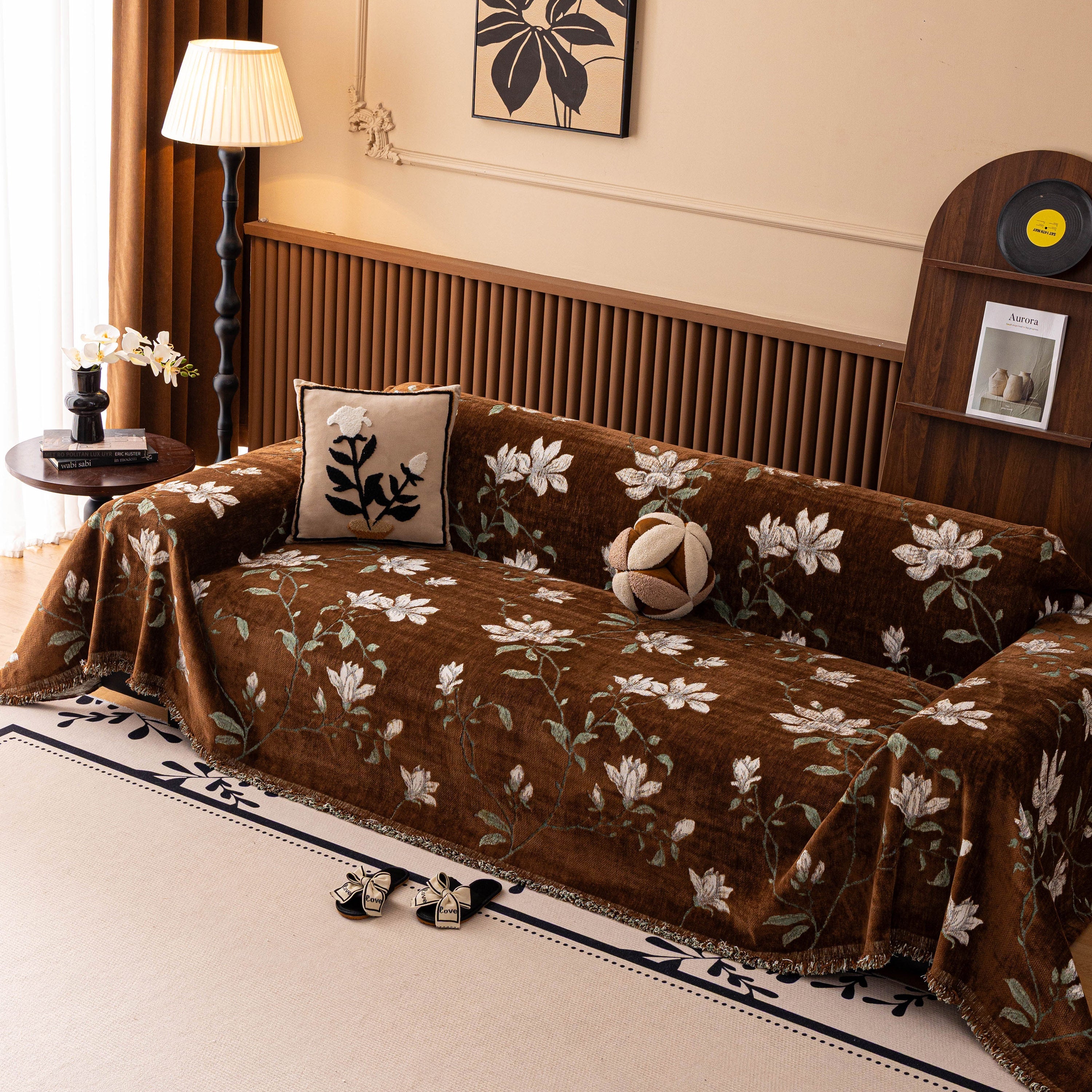 Luxury Thickened Sofa Throw Cover, Decorative Cozy Floral Jacquard Couch Cover Blanket