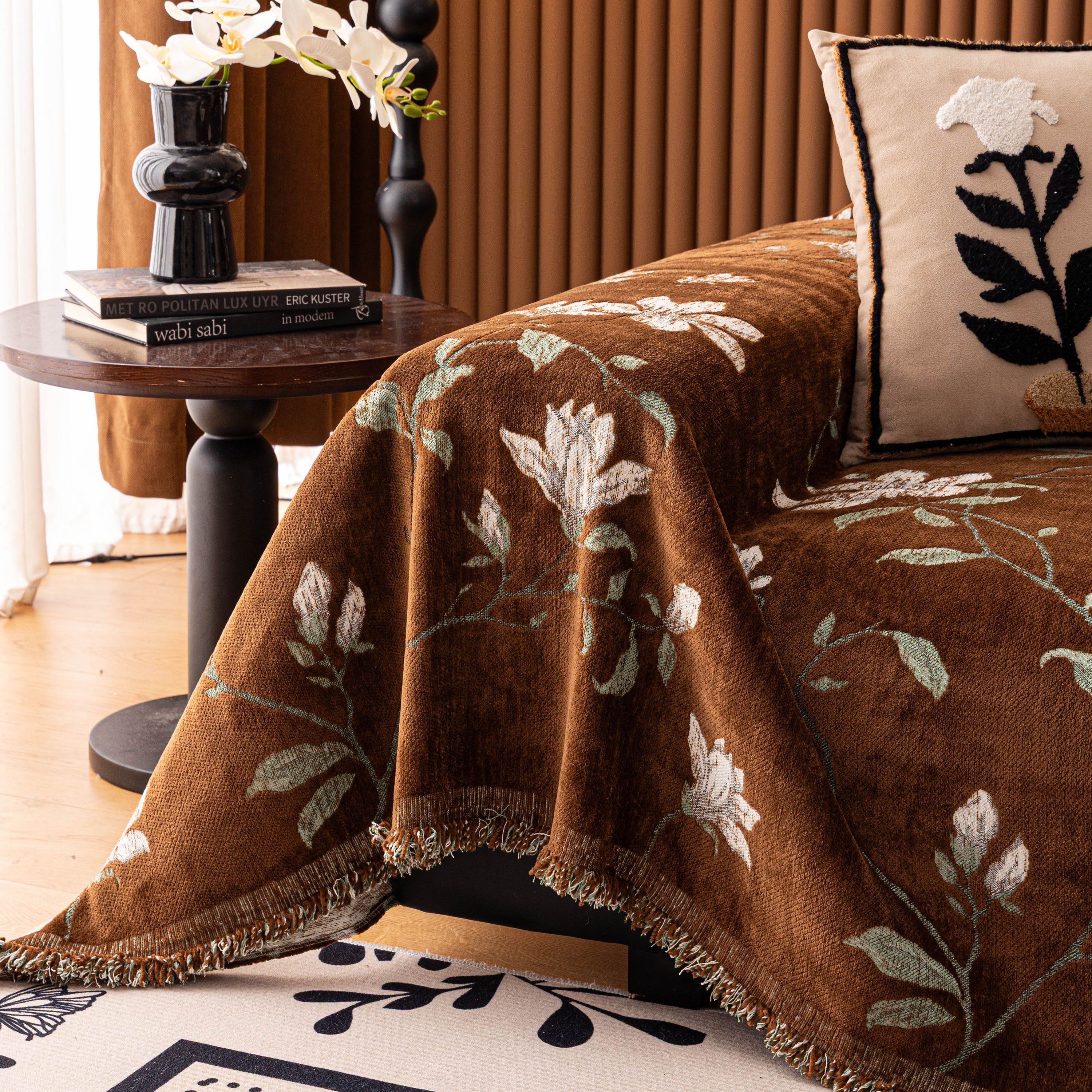 Luxury Thickened Sofa Throw Cover, Decorative Cozy Floral Jacquard Couch Cover Blanket