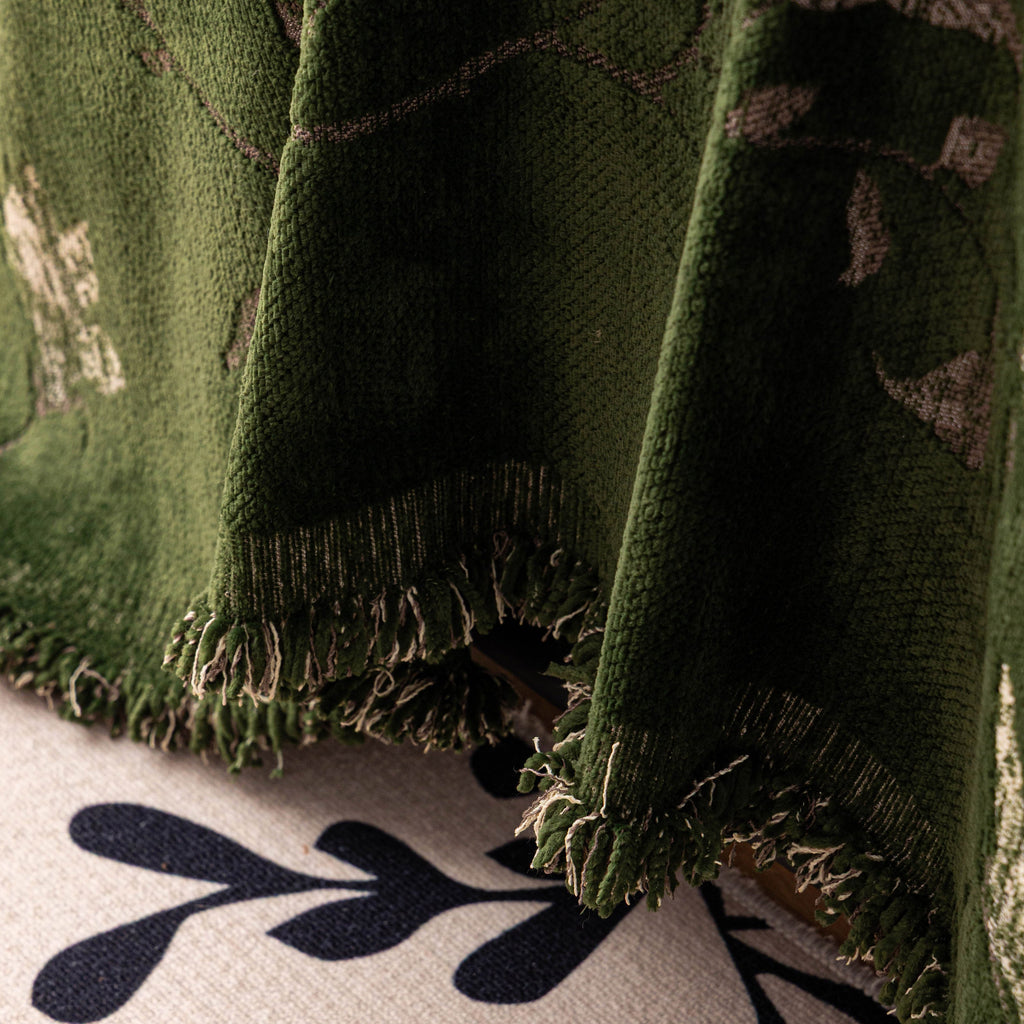 Luxury Thickened Sofa Throw Cover, Decorative Cozy Floral Jacquard Couch Cover Blanket