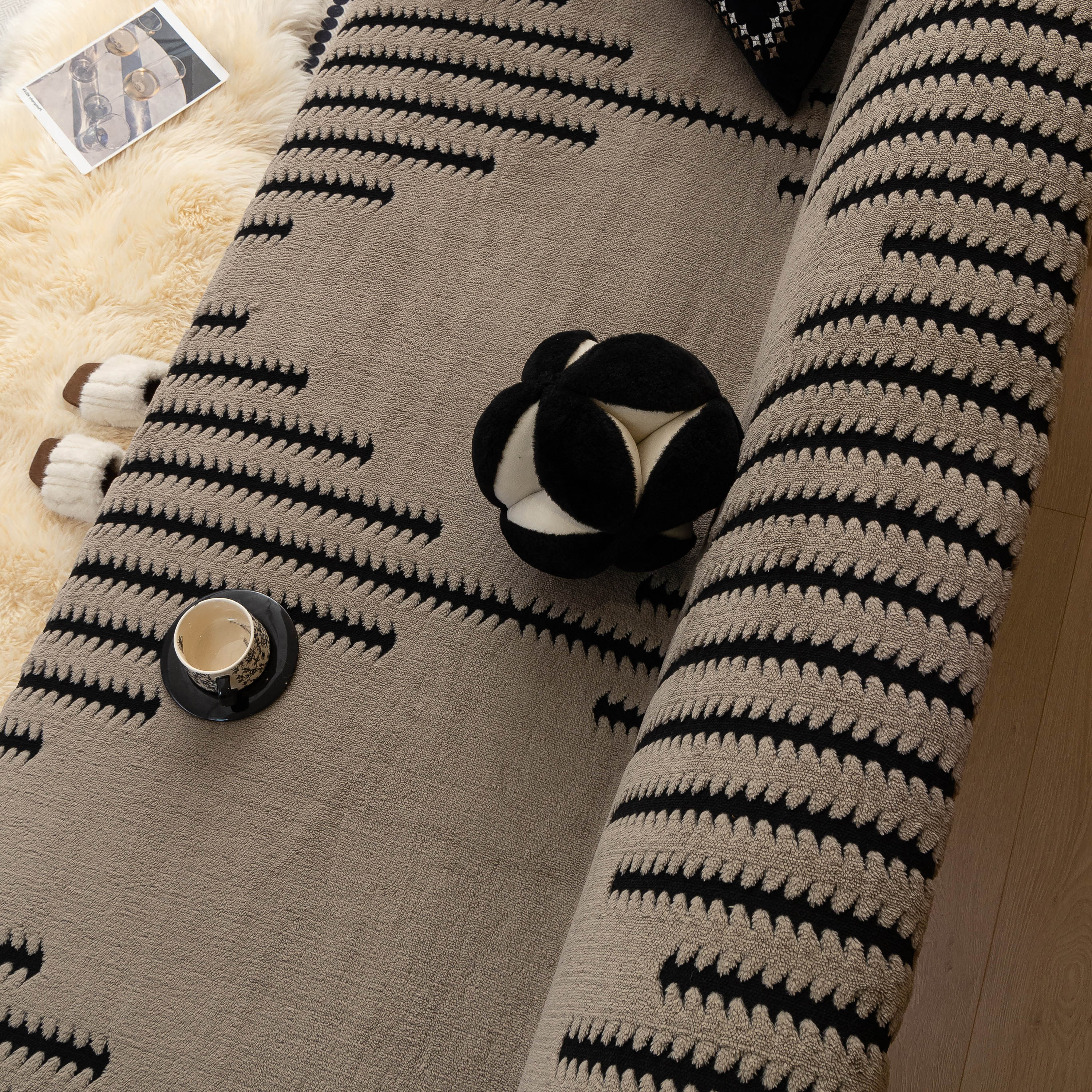 Jacquard Fleece Throw Blanket for Couch Plush Fuzzy Cozy Soft Blankets and Throws for Sofa