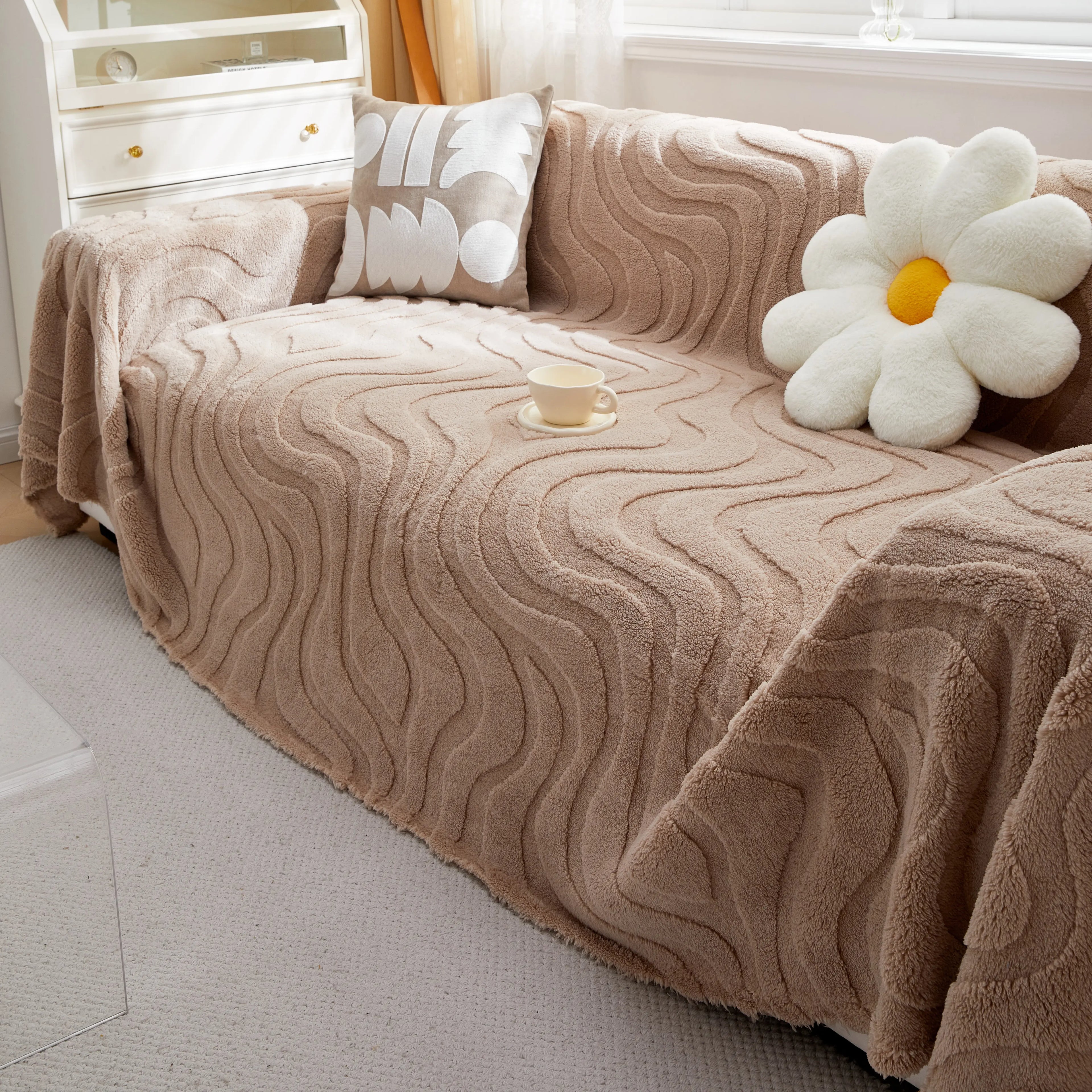 Thick Plush Jacquard Velvet Throw Blanket on Sofa, Sofa Slipcovers and Sectional Sofa Covers