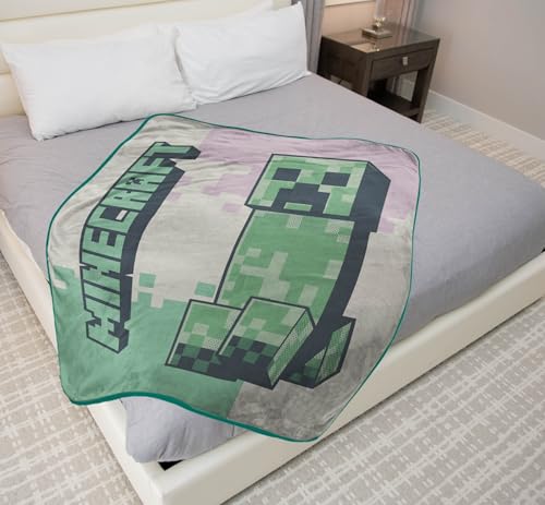 Jay Franco Minecraft Creeper Kid'S Throw Blanket - Plush 46' X 60' Throw Blanket For Boys & Girls, Super Soft Fleece Kids Bedding - Lightweight Throw Blanket For Gamers