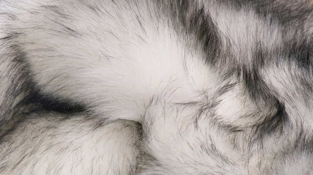 HomeRoots 5' X 6' Grey Ombre Faux Sheepskin Non Skid Area Rug
