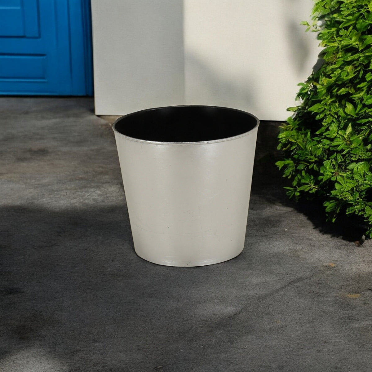 9' Silver Recycled Plastic Indoor Outdoor Round Nursery Pot