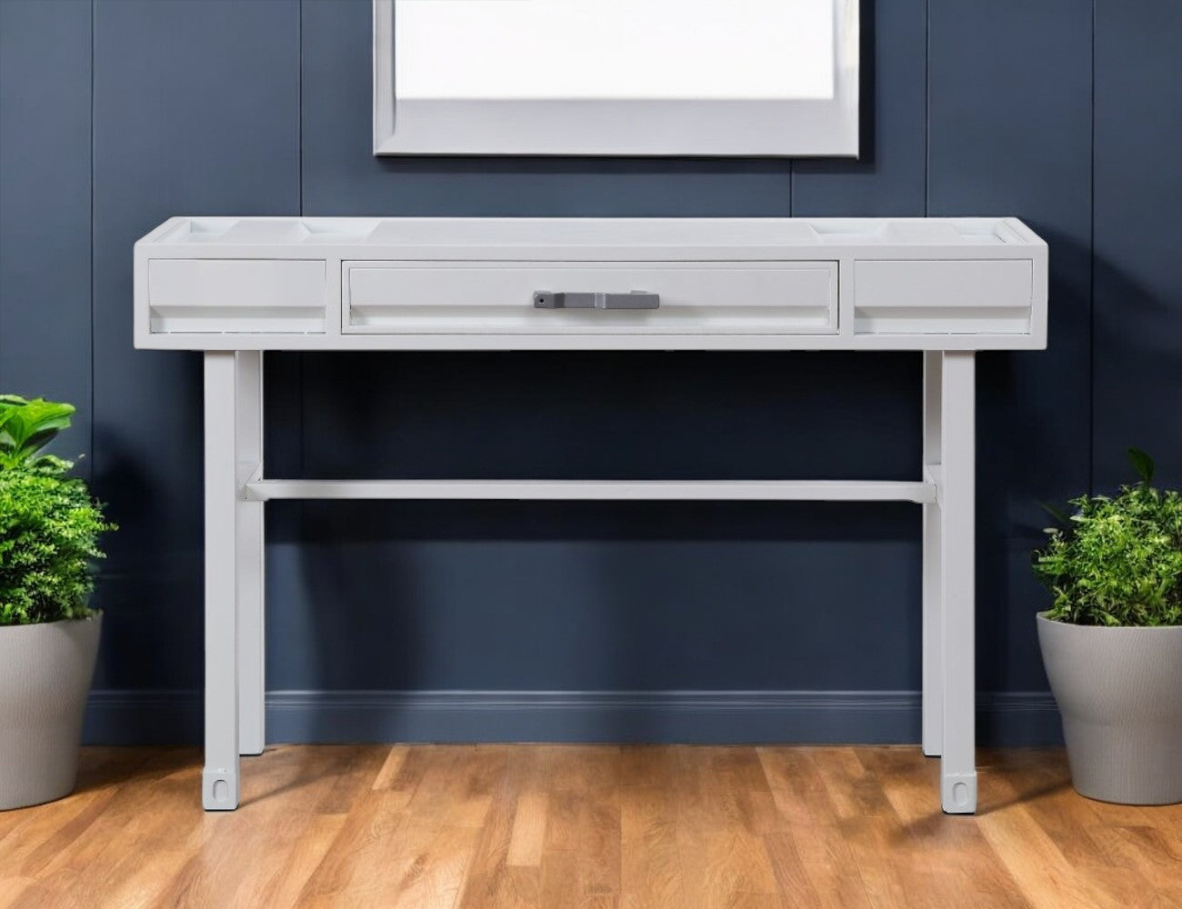 47 White Iron Vanity Table