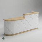 Beatriz · Front Reception Desk