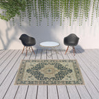 HomeRoots 506956 6 x 9 ft. Oriental Stain Resistant Indoor & Outdoor Rectangle Area Rug Grey