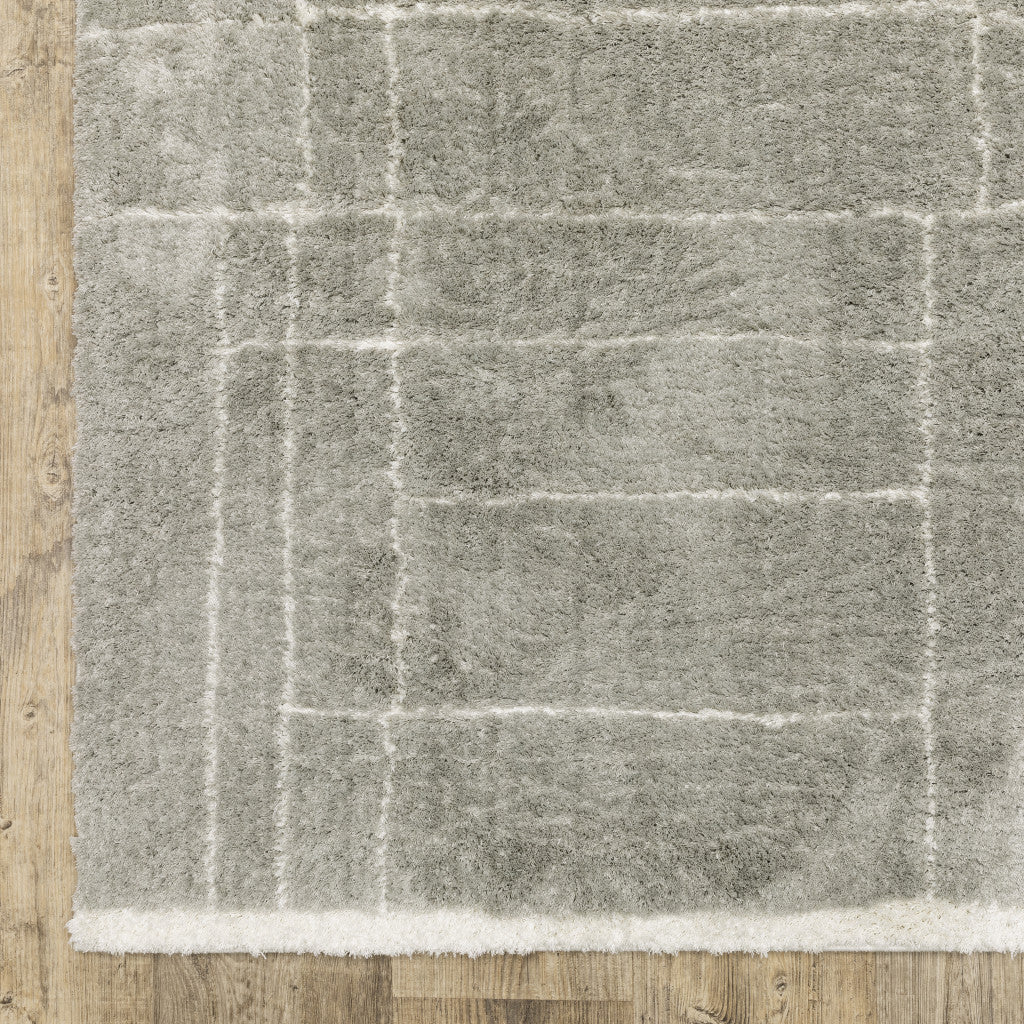 HomeRoots 510865 8 x 11 ft. Gray & Ivory Geometric Shag Power Loom Stain Resistant Rectangle Area Rug