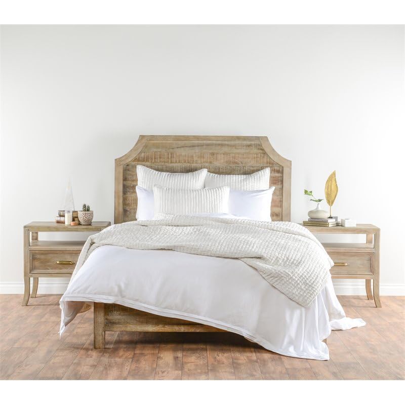 Kosas Home Dimitry 96x108 Rayon Velvet & Cotton Sateen King Quilt in Ivory