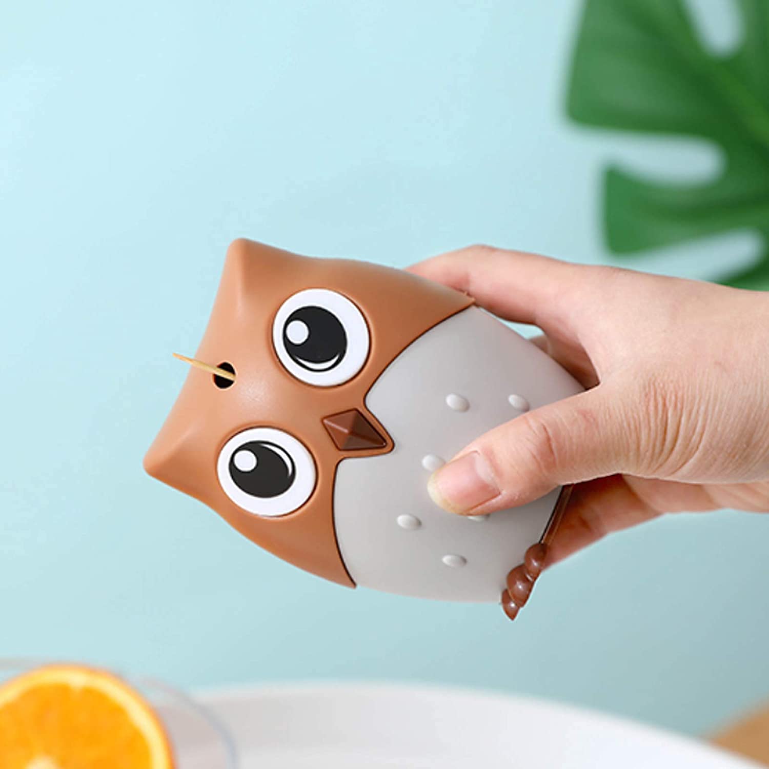Hyever Pop-Up Toothpick Holder Automatic Toothpick Dispenser Cute Owl Design Toothpick Holder Funny For Table, Restaurant, Kitch