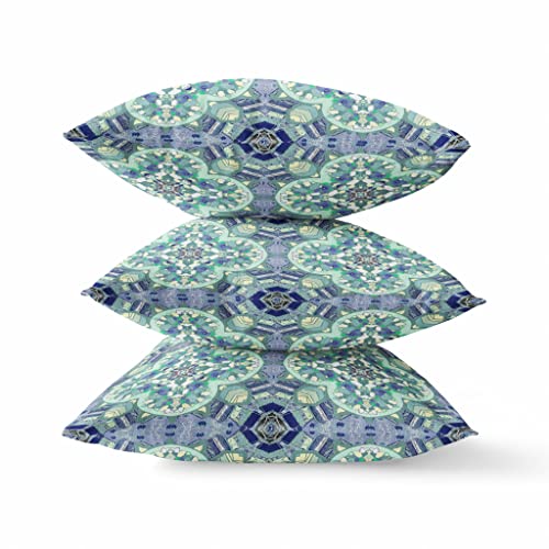 HomeRoots Light Aqua Blue Broadcloth Aqua Blue Cloverleaf Indoor Outdoor Throw Pillow