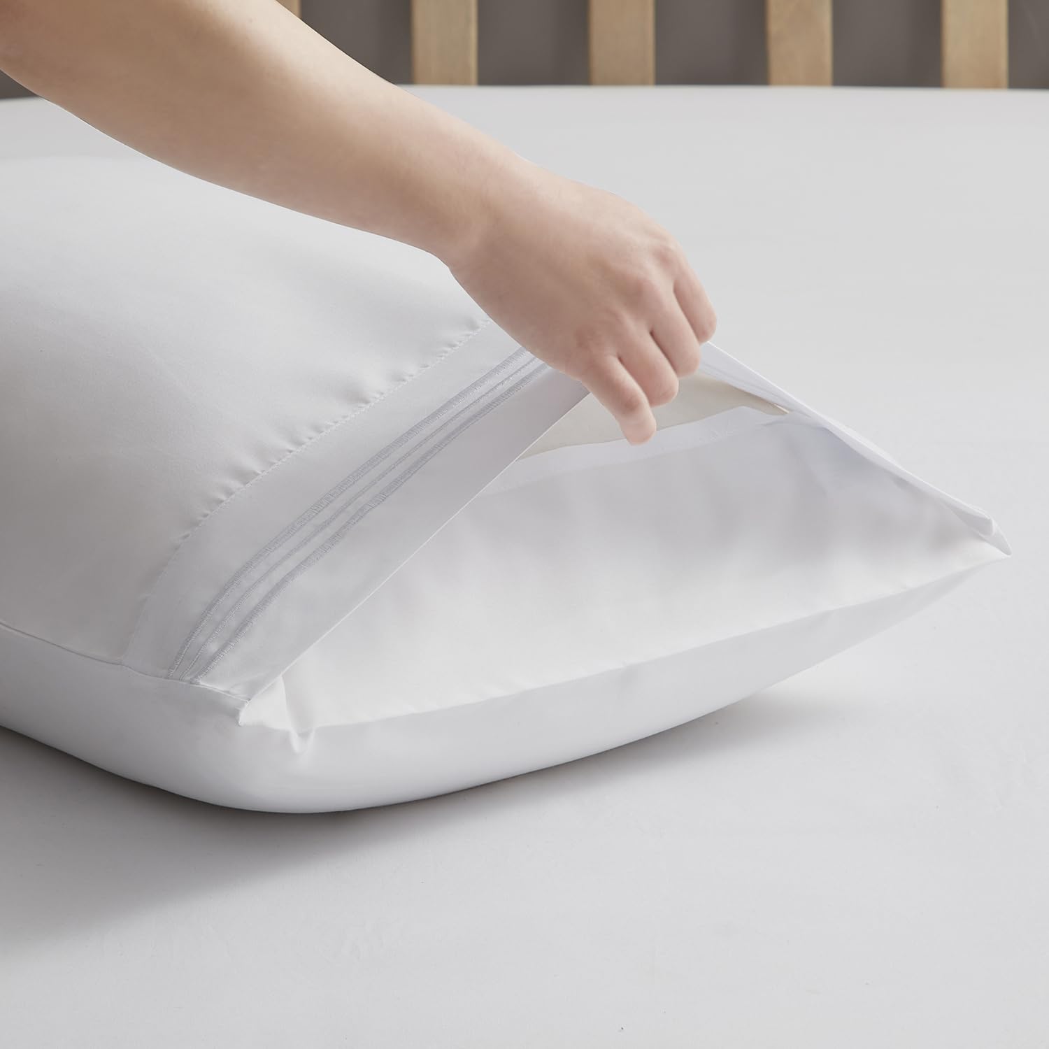 Nestl White Pillow Cases Queen Size Set Of 2, Soft Queen Pillow Case, 1800 Microfiber Queen Pillow Cases 2, Pillowcases Queen, Envelope Closure Pillowcase, Pillow Covers Queen Size, 20X30 Inches