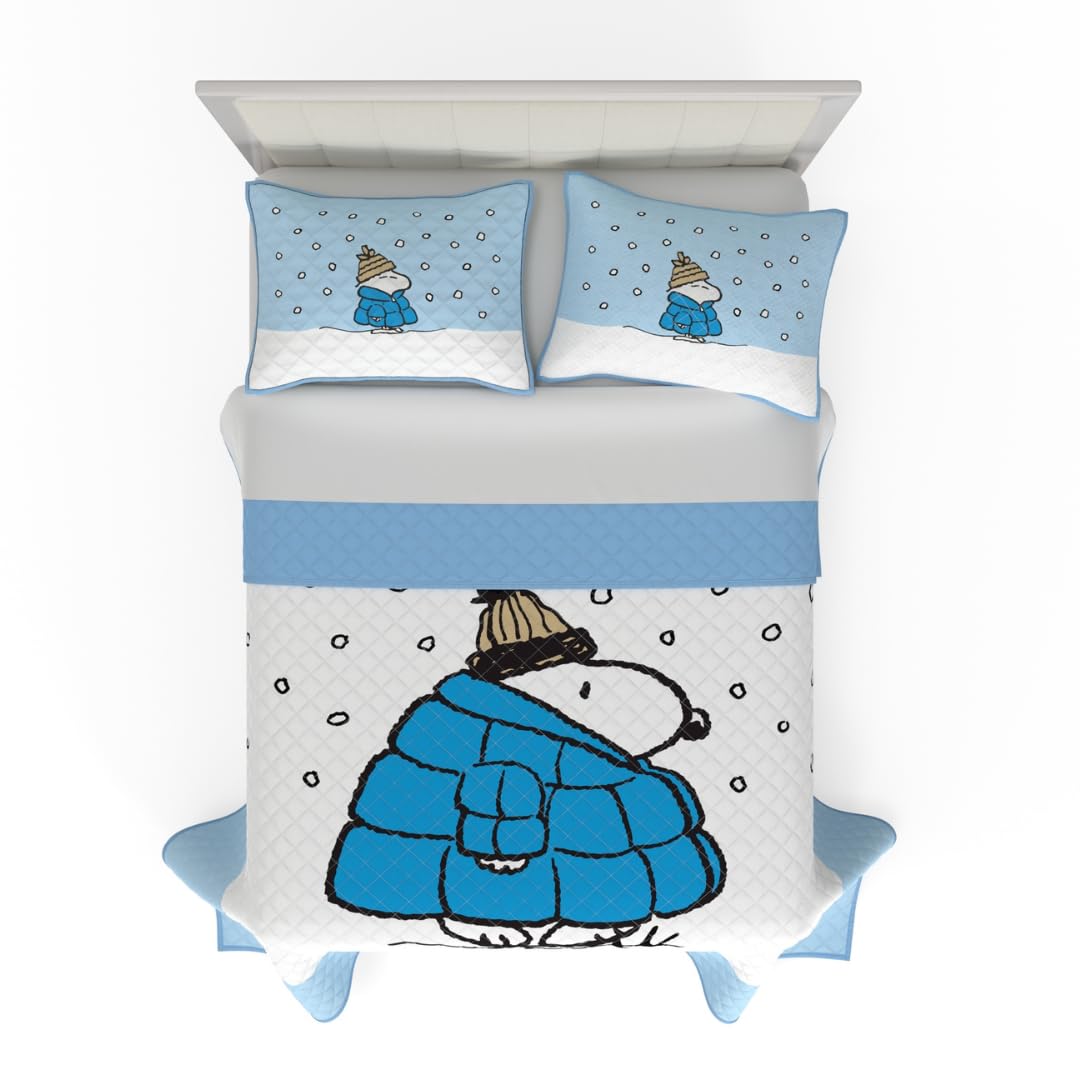 Franco Peanuts Snoopy Puffer Coat Holiday Bedding Super Soft 3 Piece Pillow Sham And Quilt Set, Full/Queen, (100% Officially Lic