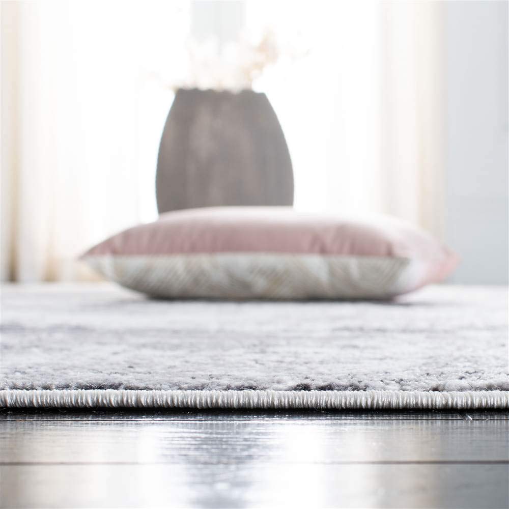 Safavieh Amelia Collection Accent Rug - 3' X 5', Grey & Ivory, Modern Abstract Design, Non-Shedding & Easy Care, Ideal For High