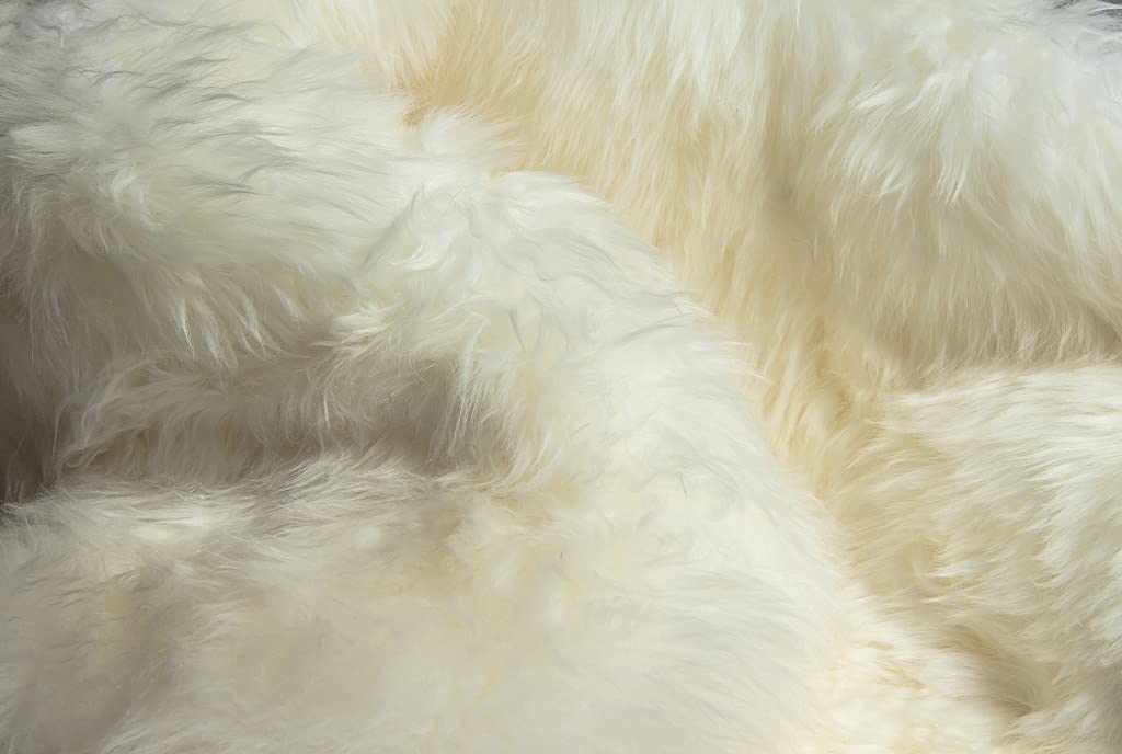 HomeRoots New Zealand Sheepskin, Microsuede 2' x 5' Natural Rectangular Sheepskin Area Rug