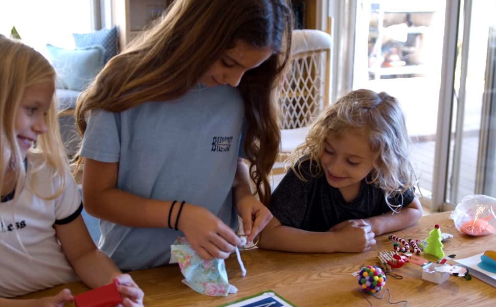 2024 Christmas Countdown Advent Calendar. Beautiful Diy Arts & Crafts Ornaments & Decorations Handmade By Your Kids. 24 Days, Al