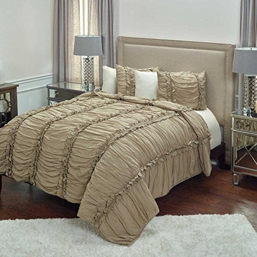 Rizzy Home | BQ4251 | 106&quot;x92&quot; Brown/Neutral/Yellow Solid with Texture Quilt