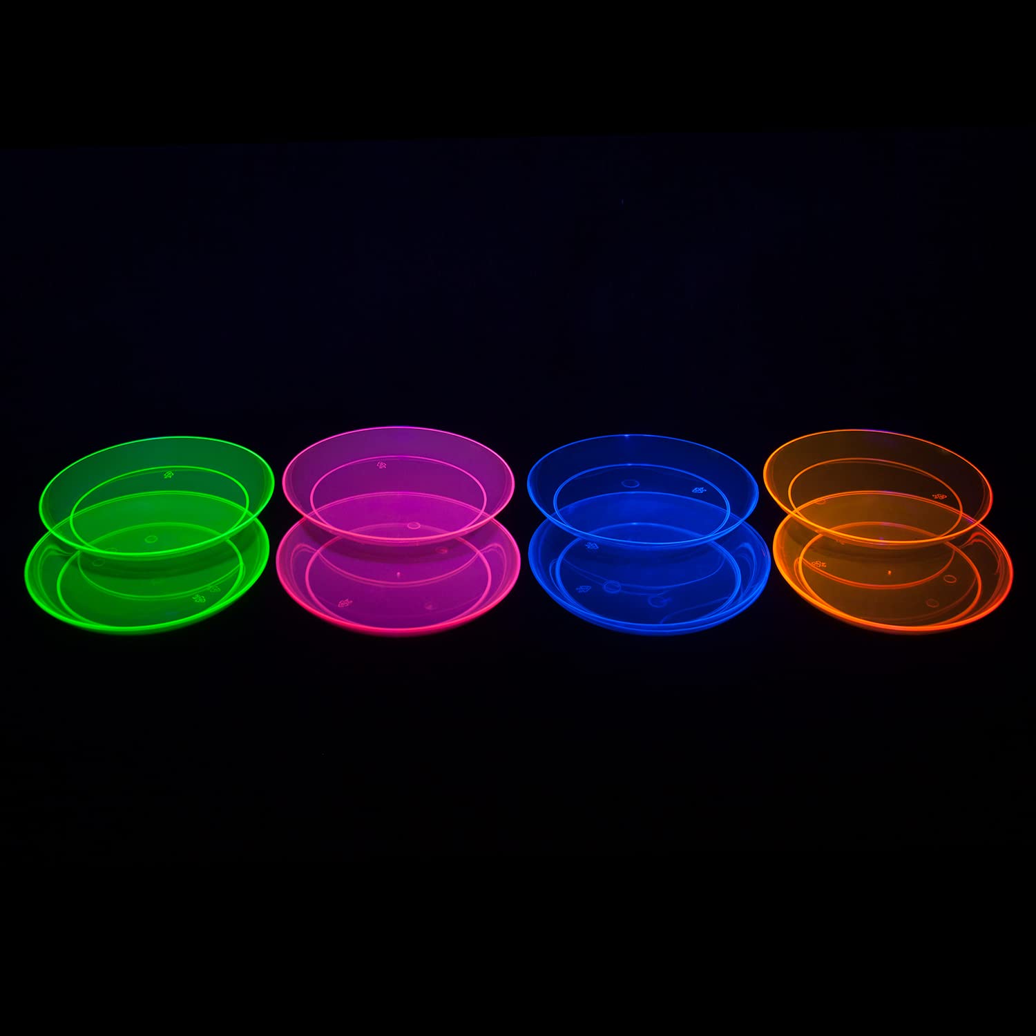Party Essentials Disposable Plastic Glow-In-The-Dark Party Supplies Dinnerware Decorations, Plate/Cup/Cutlery/Tablecover, 193 Pc
