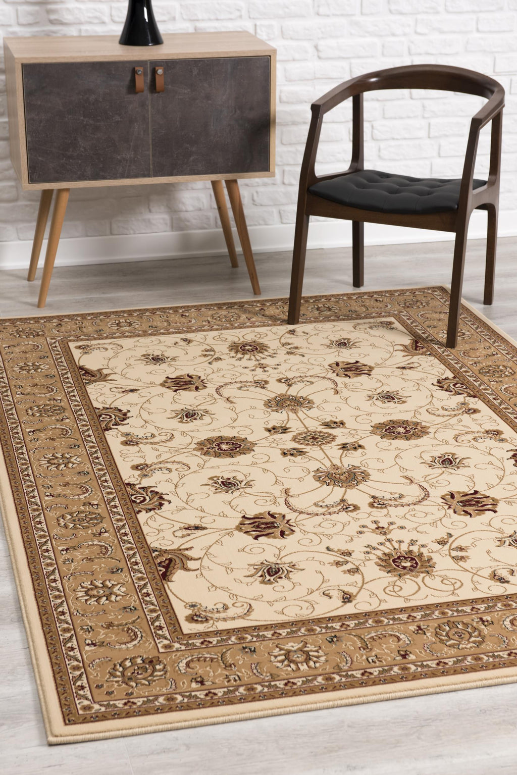 HomeRoots 528836 10 x 13 in. Oriental Non Skid Area Rug Cream