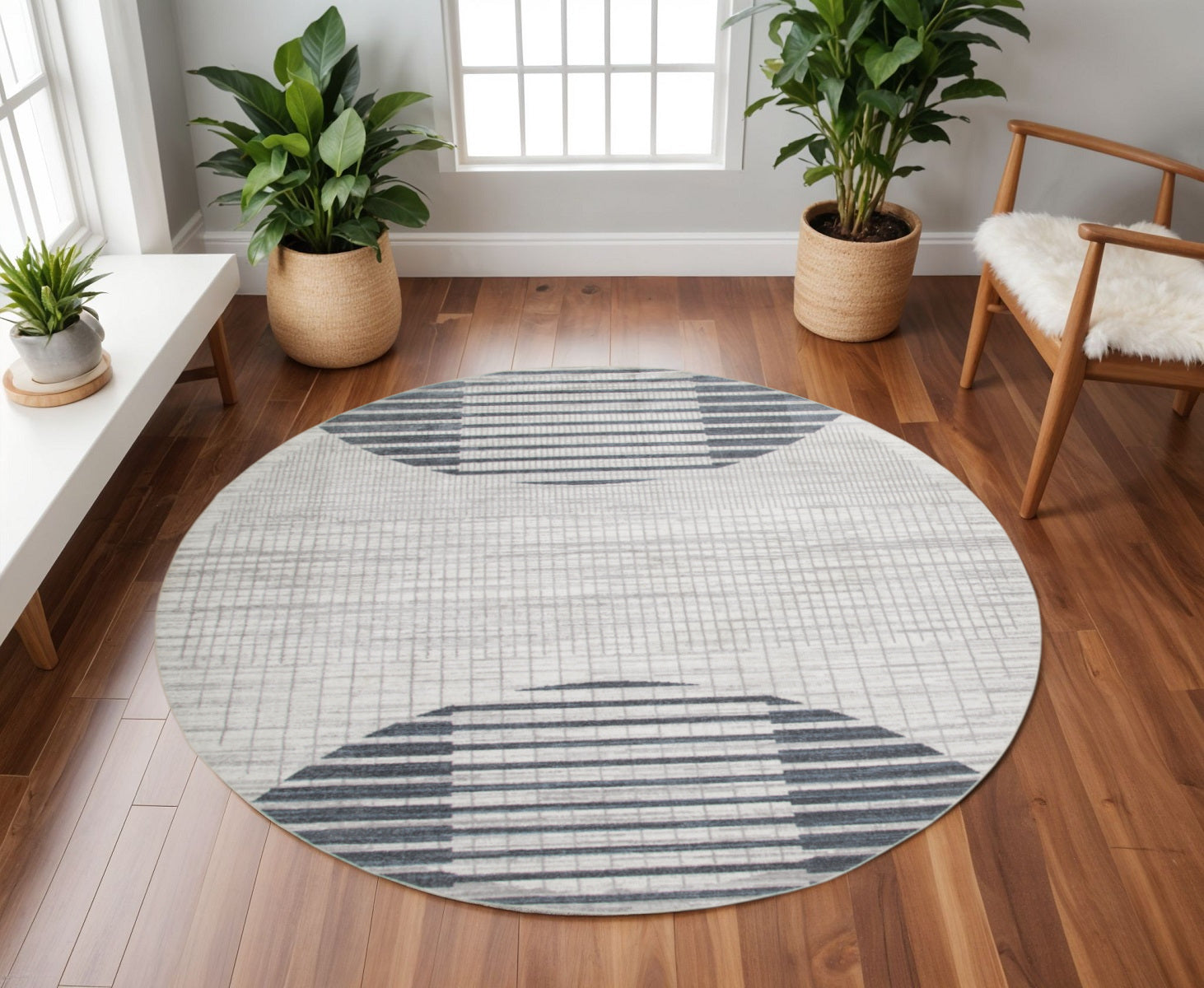 8 Blue And Ivory Geometric Washable Round Rug