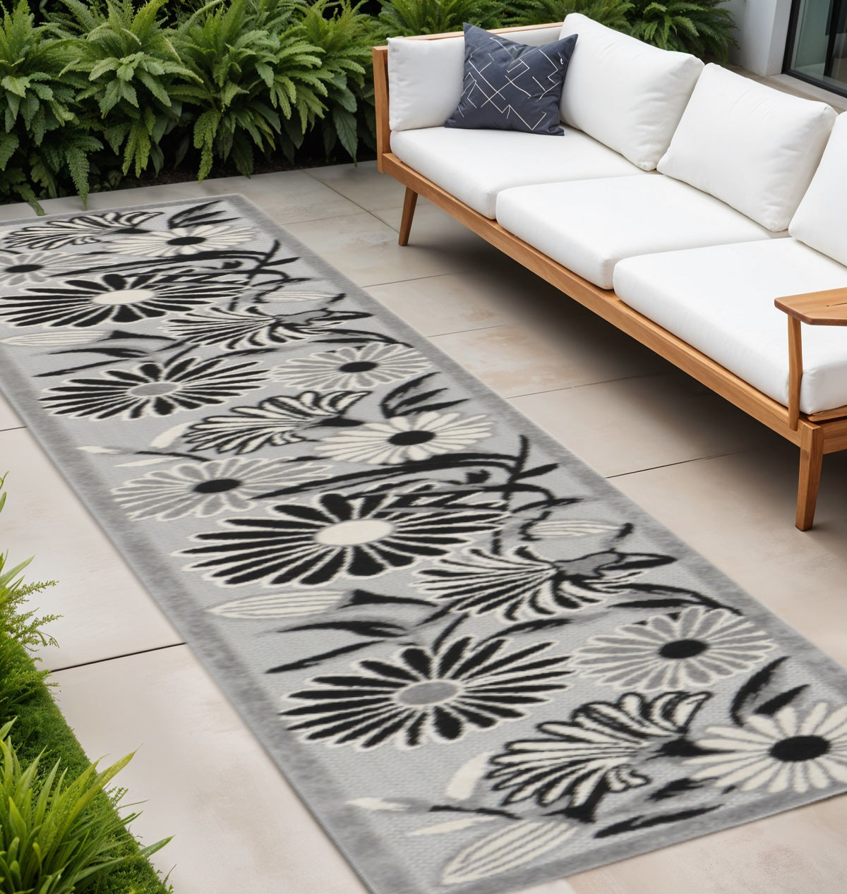 8 Black And White Floral Indoor Outdoor Runner Rug