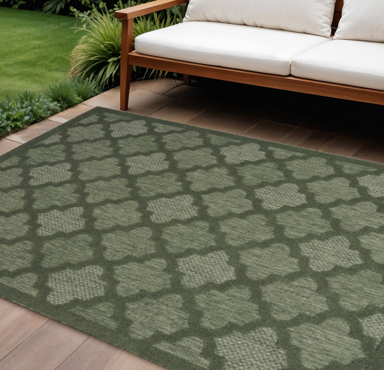 6 X 9 Dark Green And Light Green Trellis Indoor Outdoor Area Rug