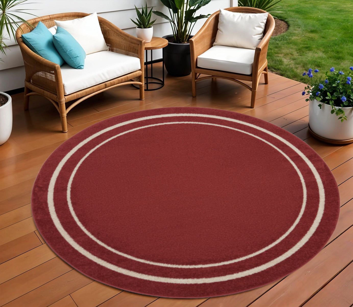 8 Brick Red And Ivory Round Indoor Outdoor Area Rug