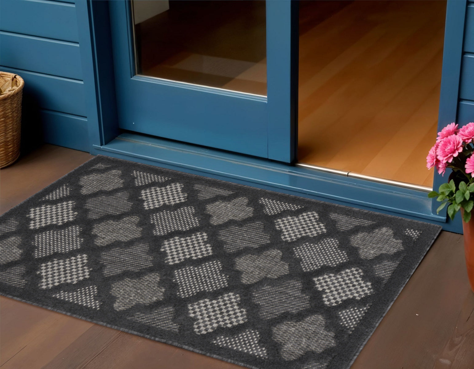 3 X 5 Charcoal And Black Trellis Indoor Outdoor Area Rug
