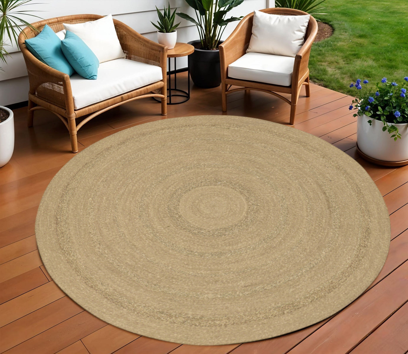 8 Natural And Brown Round Handmade Indoor Outdoor Area Rug