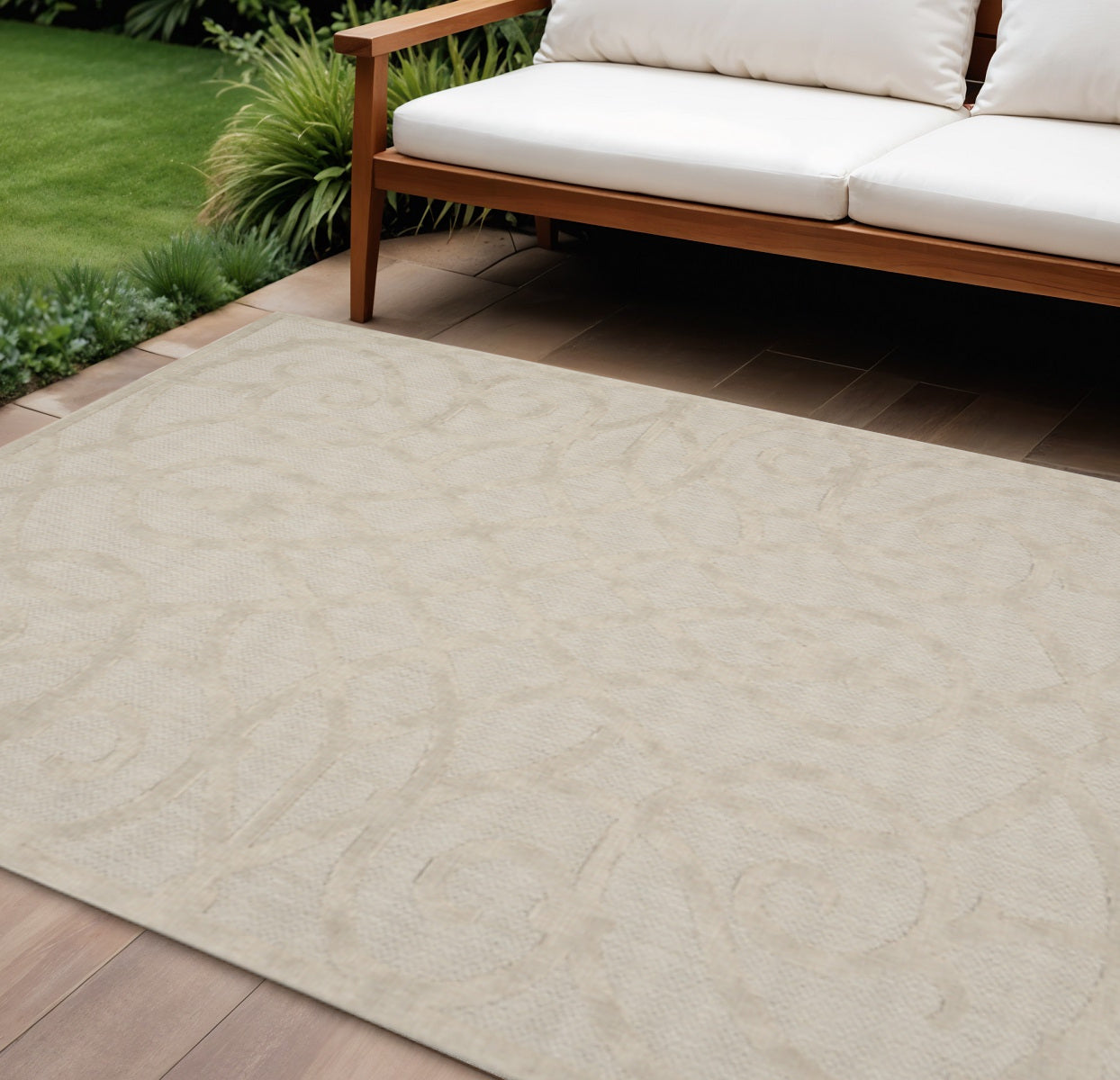 7 X 10 Cream And Beige Trellis Indoor Outdoor Area Rug
