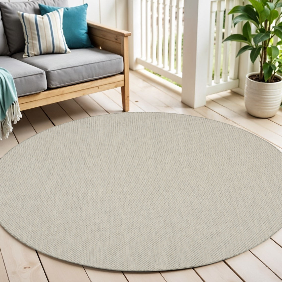 6 Ivory And Silver Round Geometric Indoor Outdoor Area Rug
